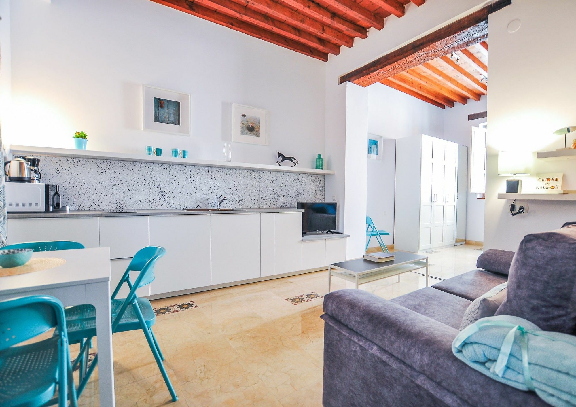 Renthas Vid Loft Apartment Malaga Exterior photo